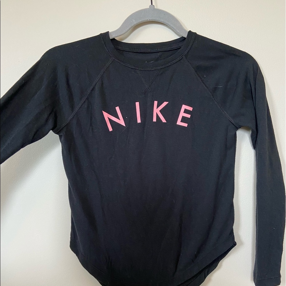 Long sleeve nike (size medium)